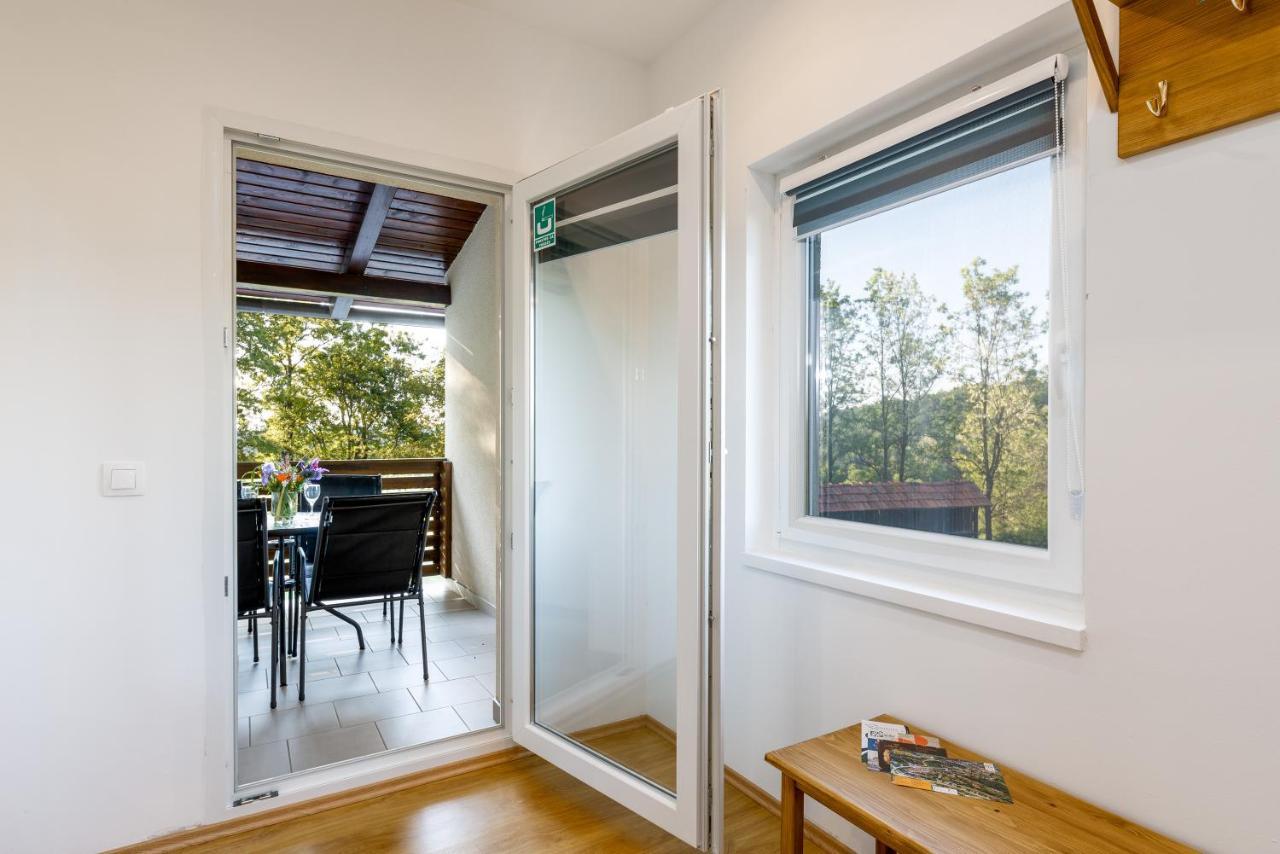 Apartman Medved Slunj Ngoại thất bức ảnh