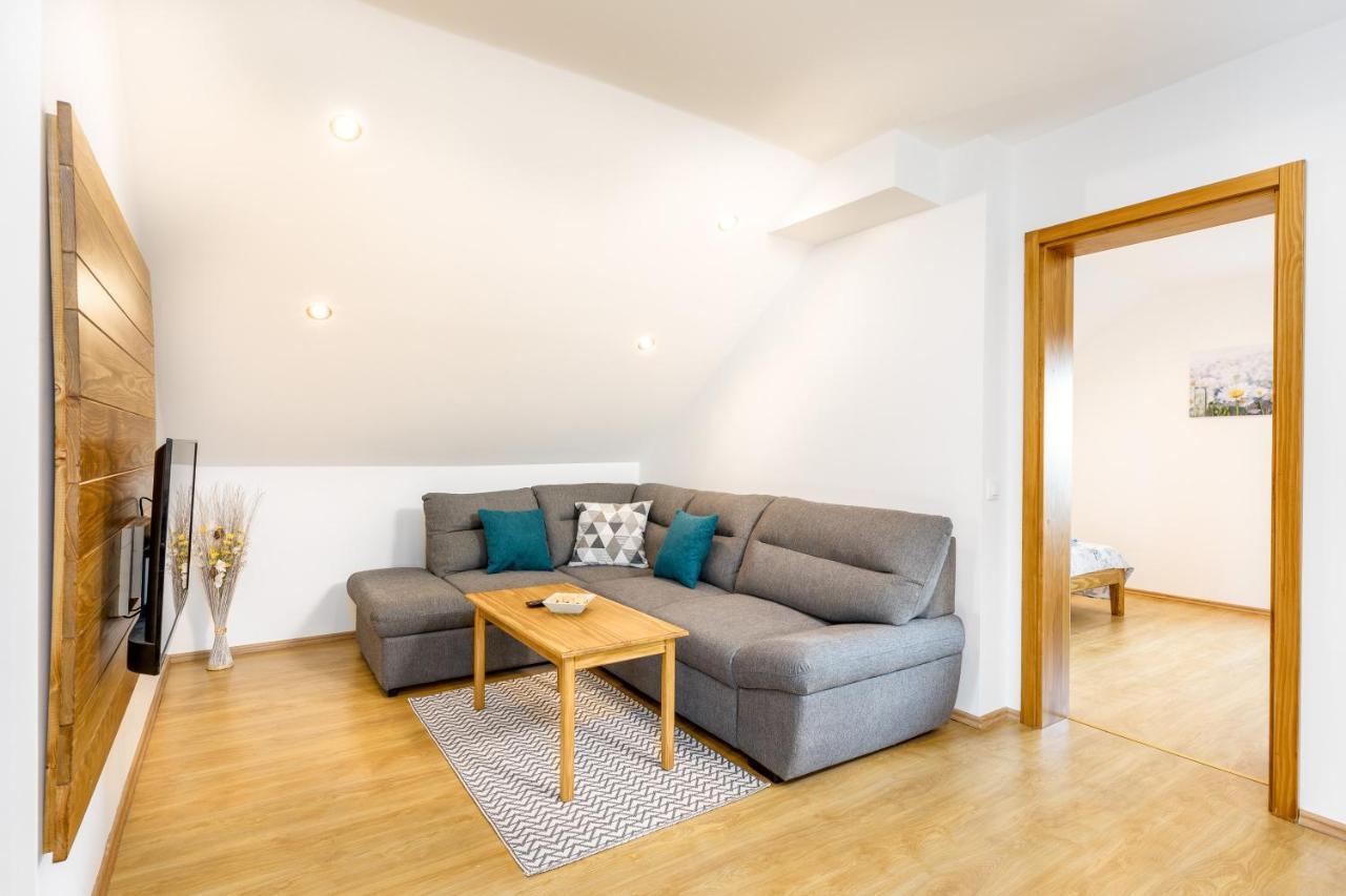 Apartman Medved Slunj Ngoại thất bức ảnh